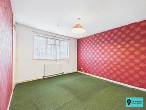 Bedroom- click for photo gallery